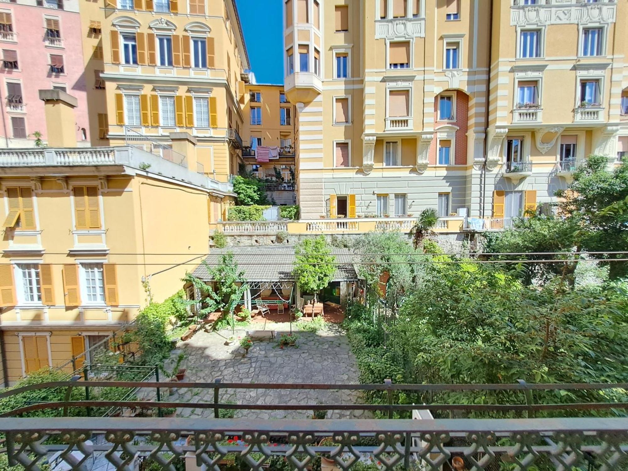 L'Alcova B&B, A Due Passi Dal Centro Γένοβα Εξωτερικό φωτογραφία